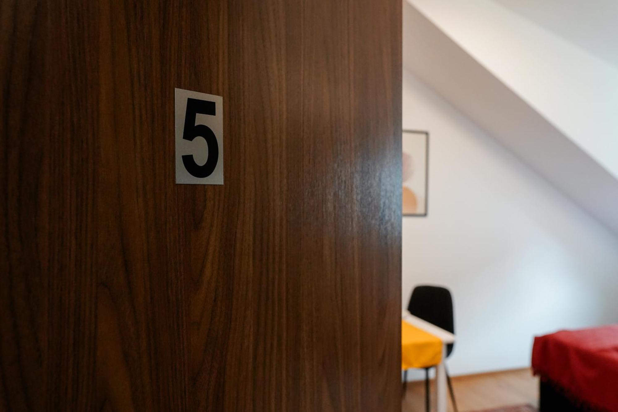 Citysuites Salzburgo Habitación foto